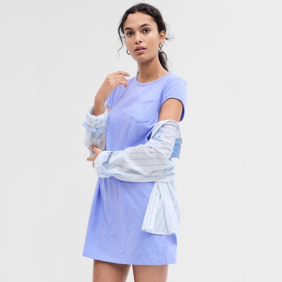 GAP Dresses & Skirts - Gap Pocket T-Shirt Dress
